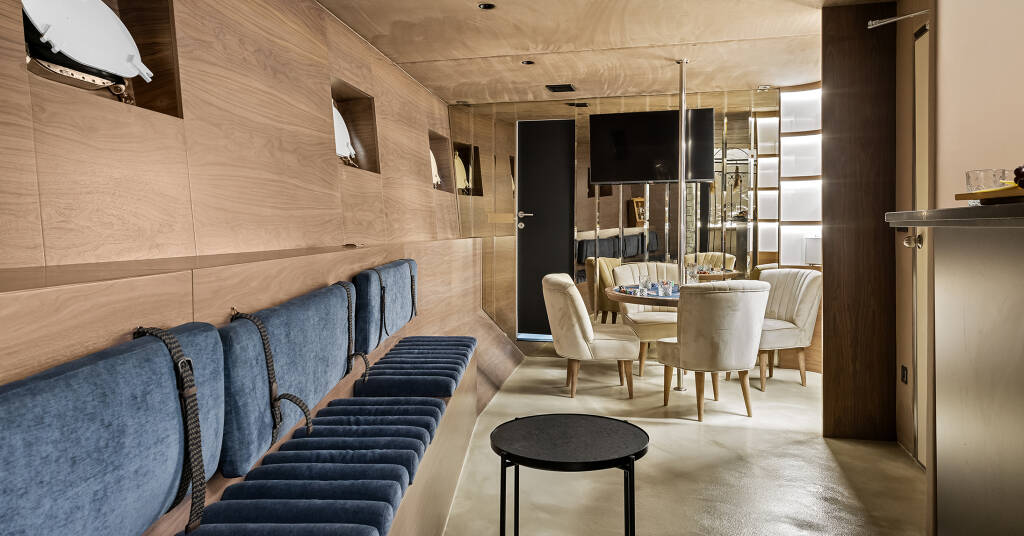 Luxury motor yacht Bella Bella
