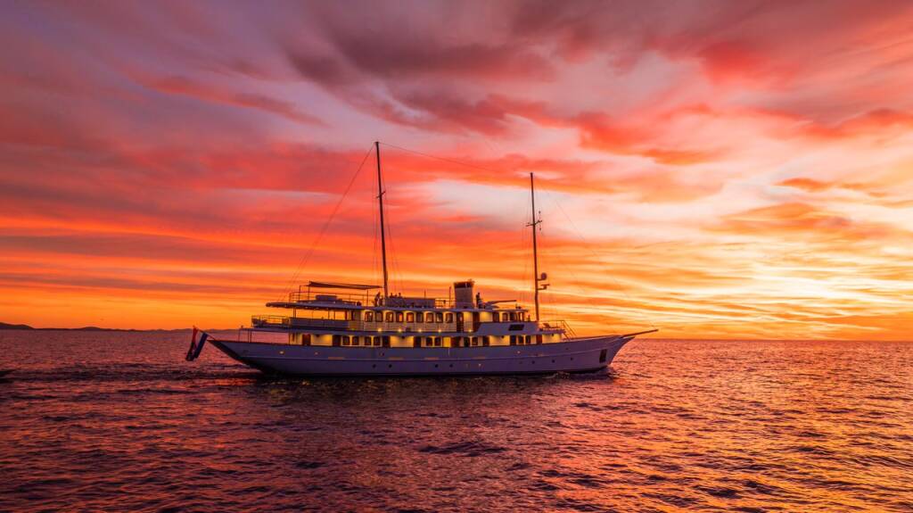 Luxus-Motoryacht Bellezza Bellezza