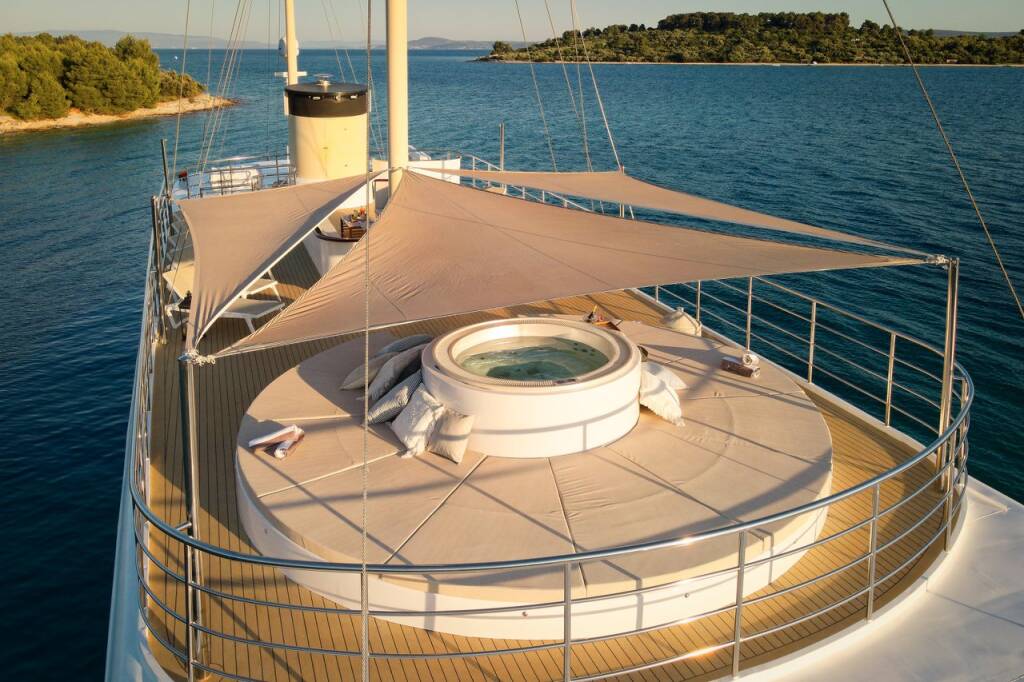 Luxus-Motoryacht Bellezza Bellezza