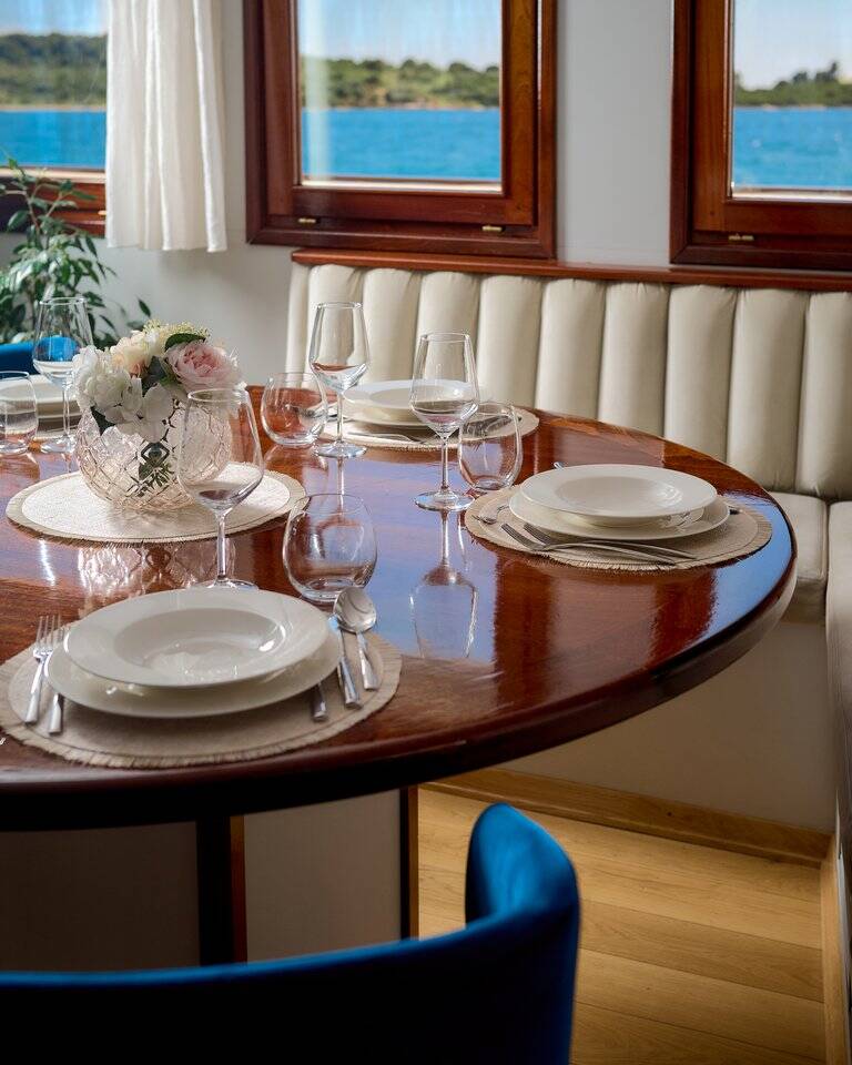 Luxus-Motoryacht Bellezza Bellezza