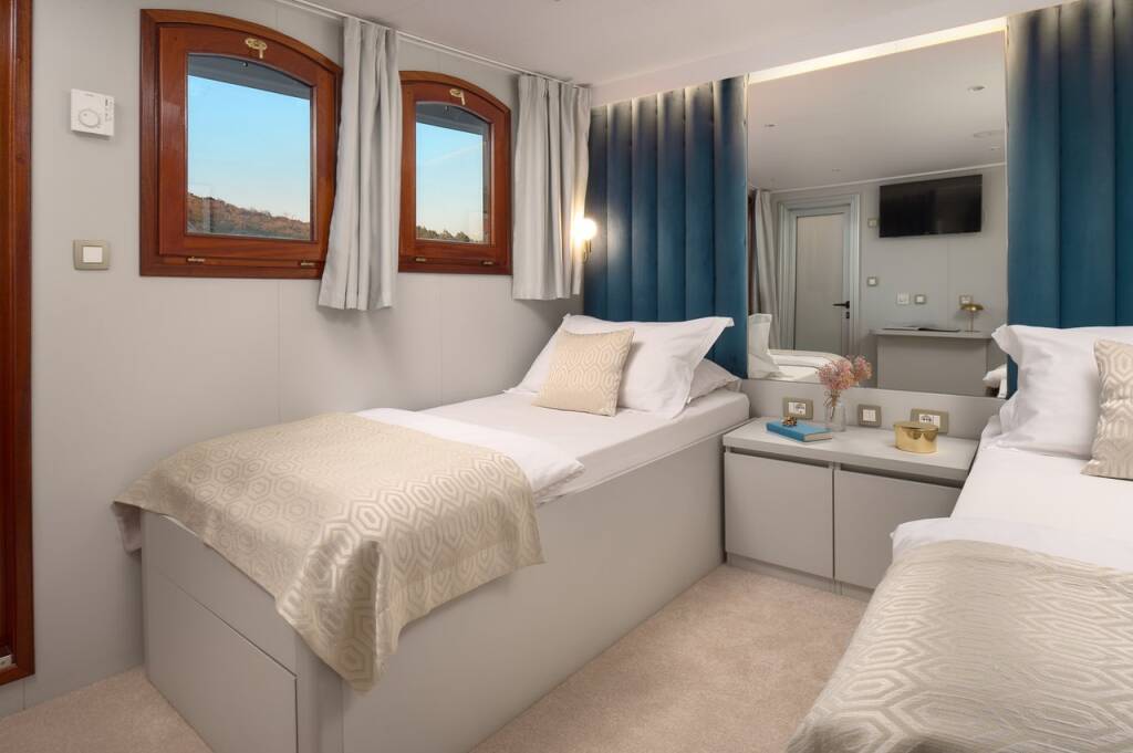 Luxus-Motoryacht Bellezza Bellezza