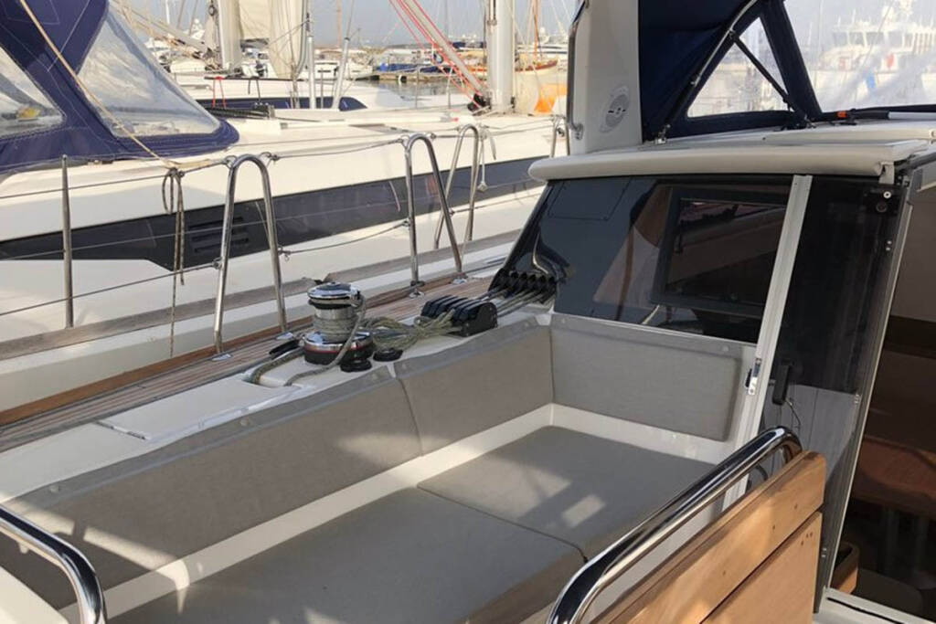 Sailing yacht Bénéteau Sense 51 Cascade