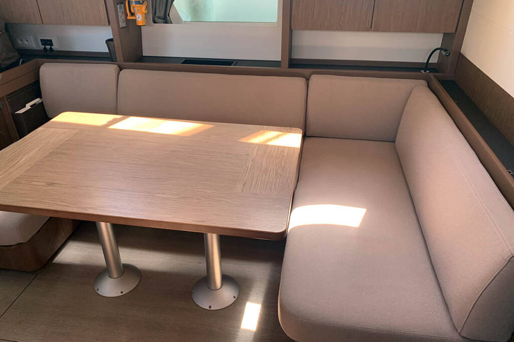 Sailing yacht Bénéteau Sense 51 Cascade