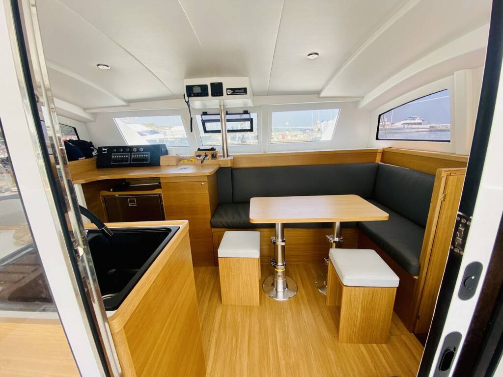 Katamaran C-Cat 37 PRESTIGE