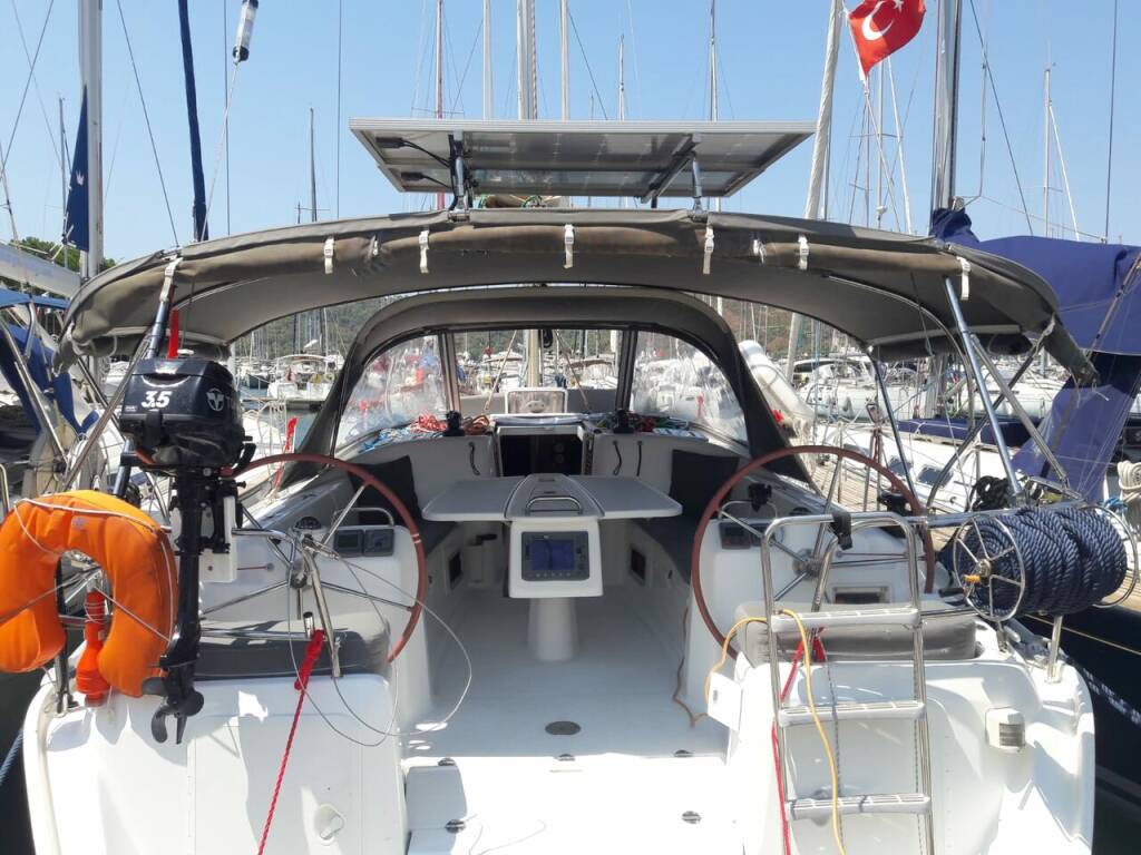 Sailing yacht Cyclades 39 Lapin