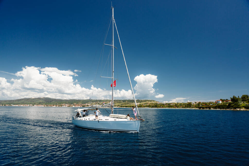 Sailing yacht Cyclades 43.4 Too Lucky