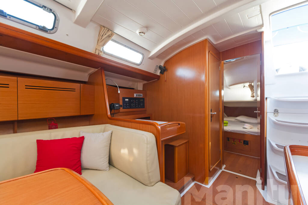 Sailing yacht Cyclades 50.5 Manitu