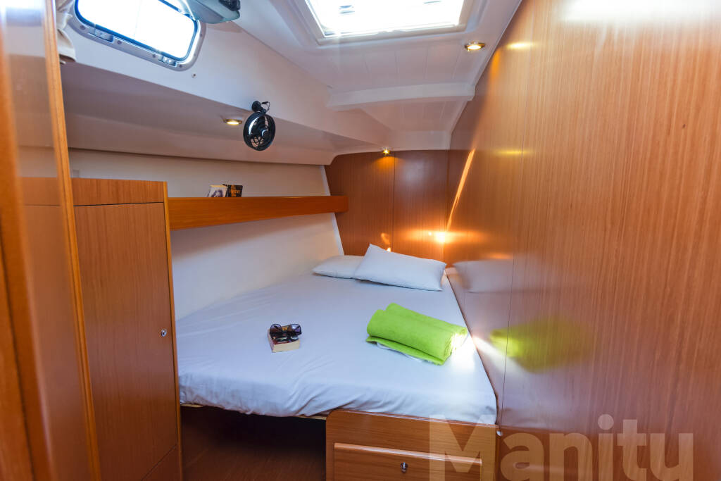 Sailing yacht Cyclades 50.5 Manitu