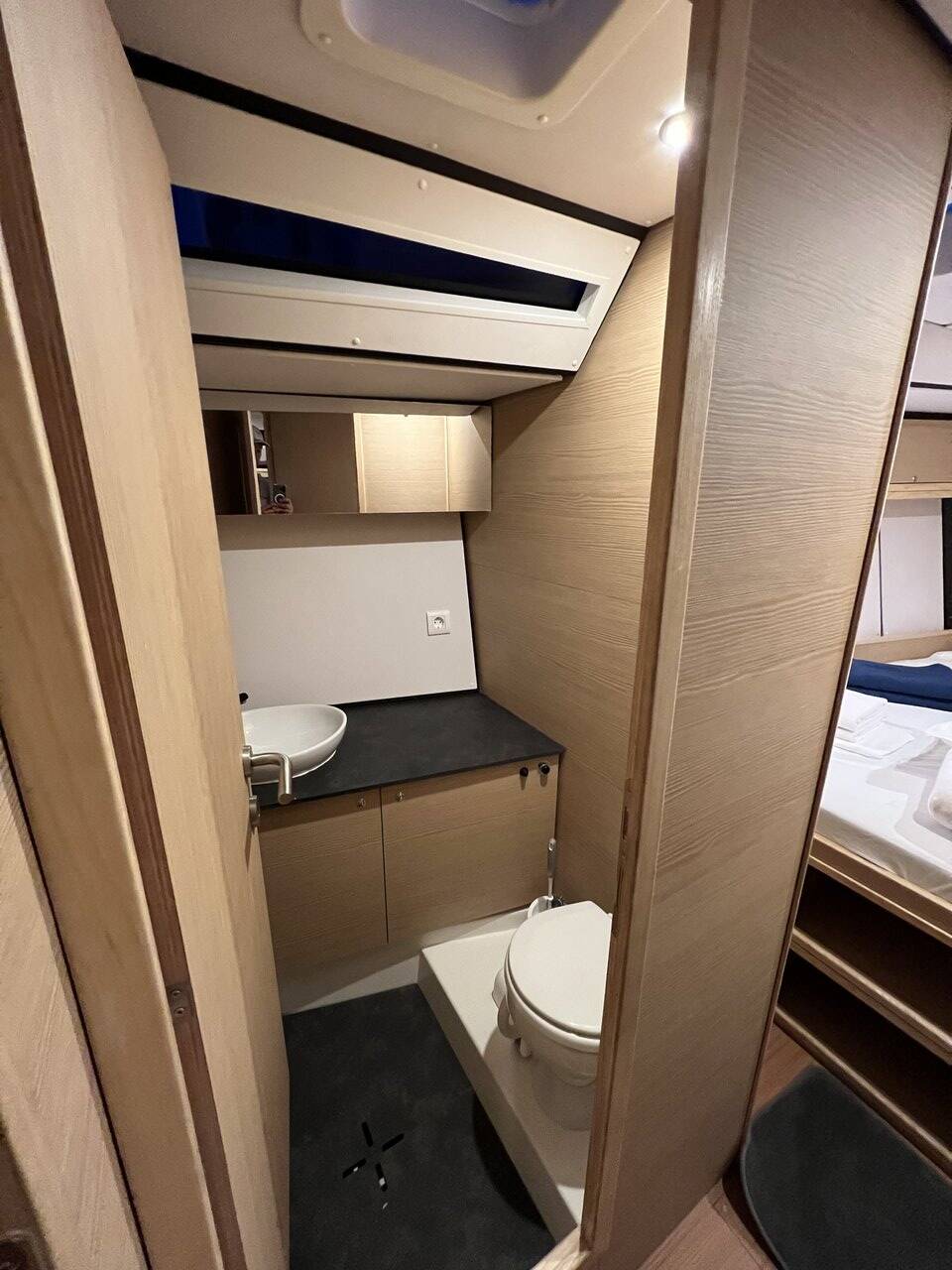 Sailing yacht D&D Kufner 54 Aurora Blu