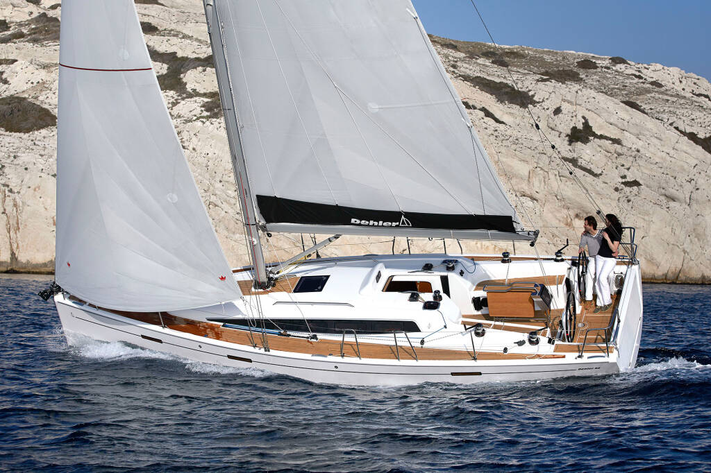 Sailing yacht Dehler 38 Redshift