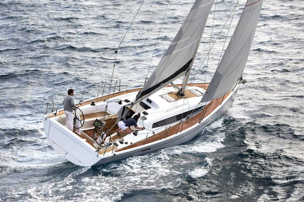 Sailing yacht Dehler 38 Redshift
