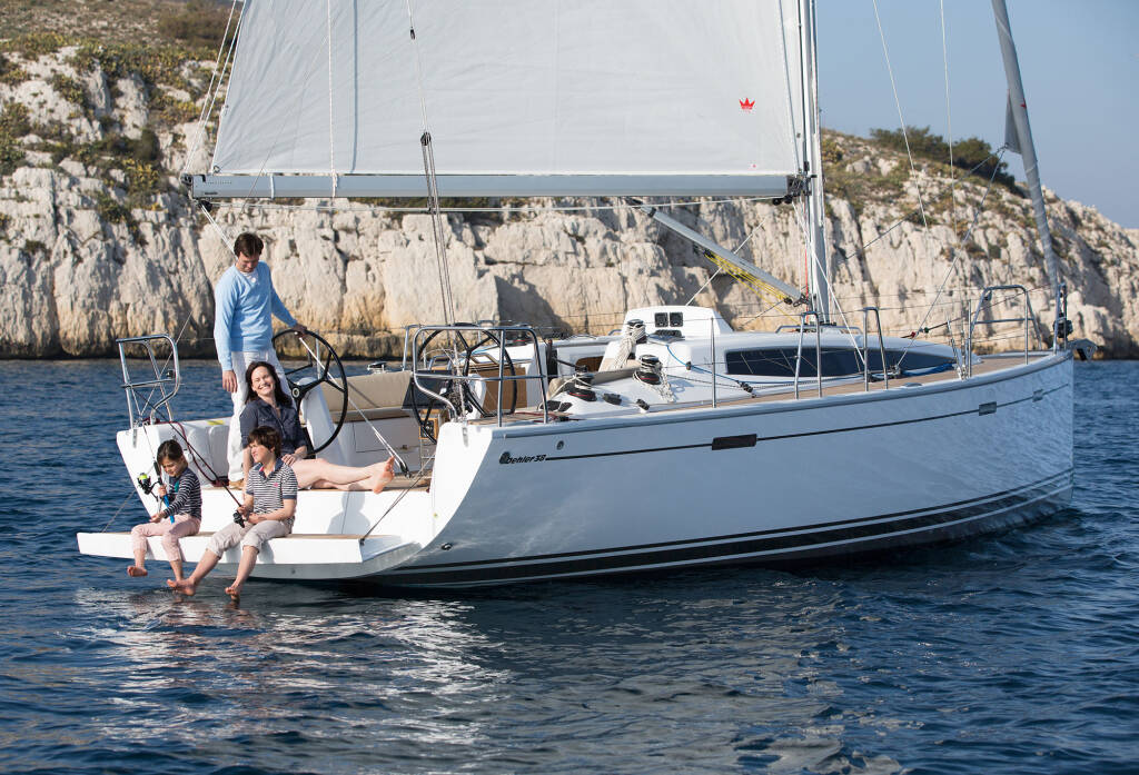Sailing yacht Dehler 38 Redshift