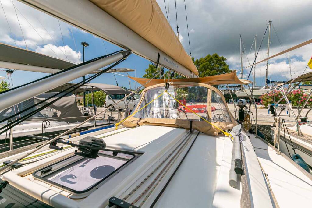 Sailing yacht Dufour 350 GL Wave