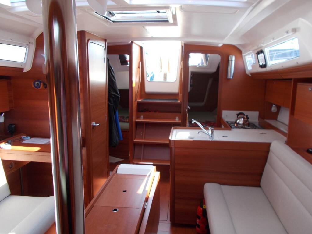 Segelyachten Dufour 350 GL Moonsail