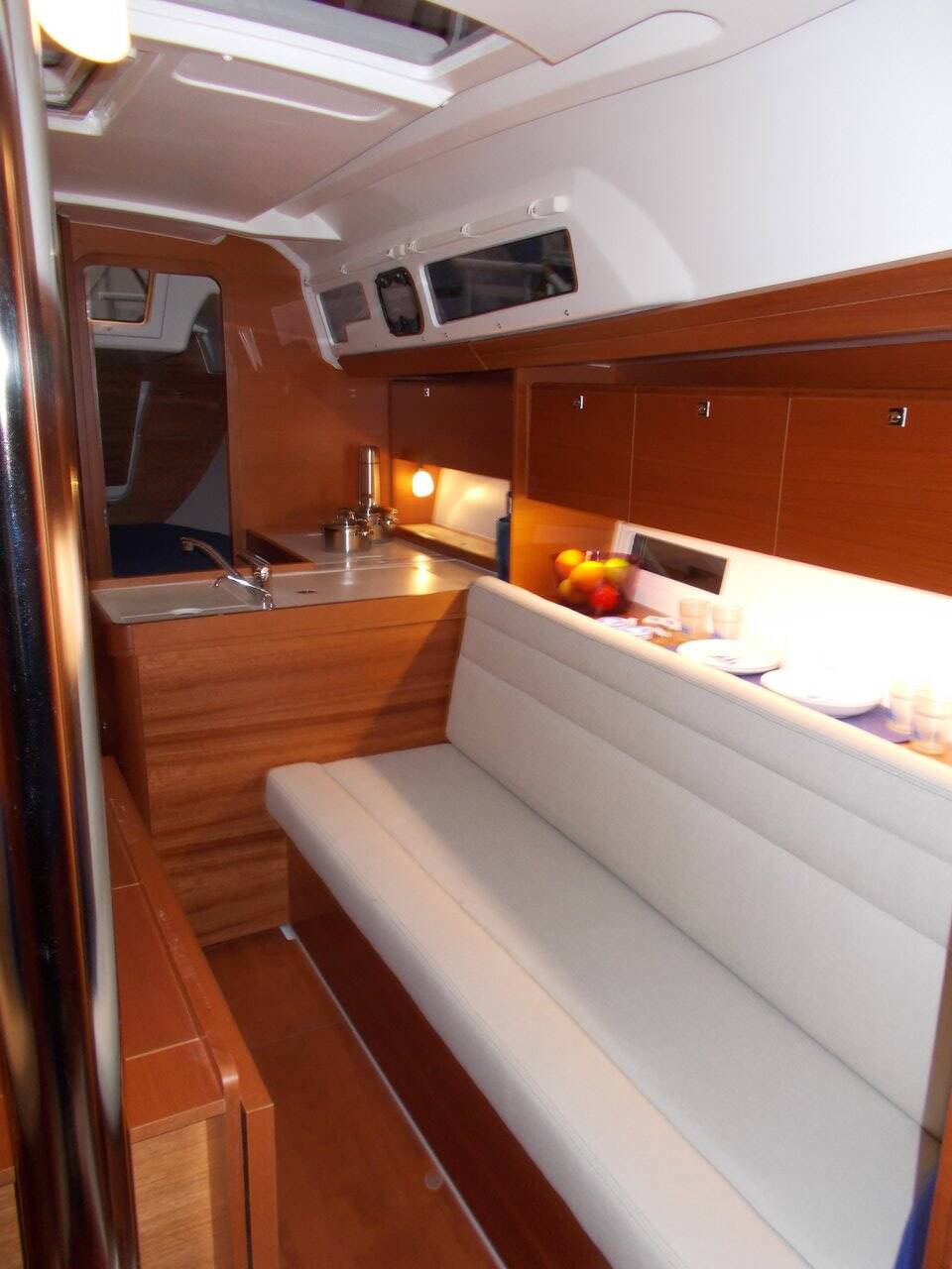 Segelyachten Dufour 350 GL Moonsail
