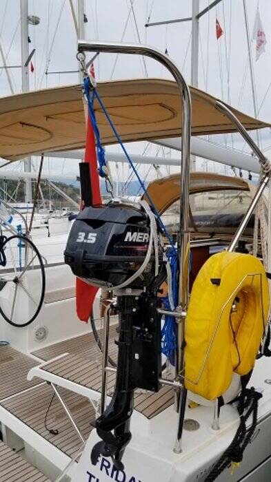 Sailing yacht Dufour 350 GL Friday