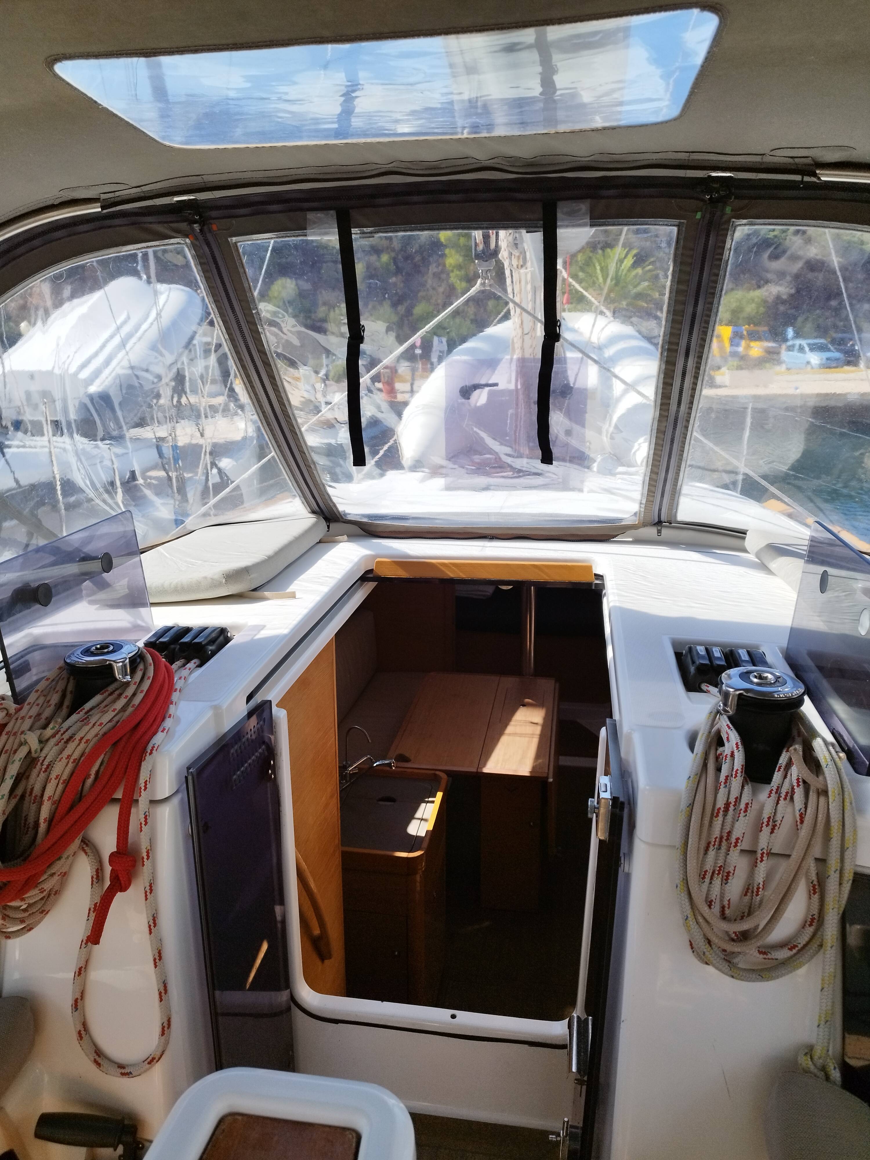 Sailing yacht Dufour 360 GL Karibu