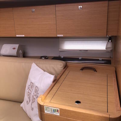 Sailing yacht Dufour 360 GL Karibu