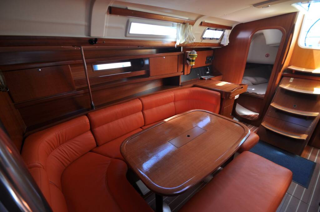 Sailing yacht Dufour 365 GL Mentholad