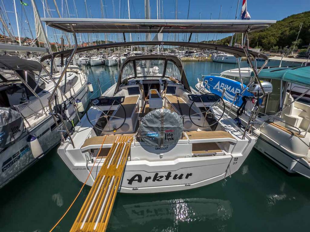 Segelyachten Dufour 37 Arktur