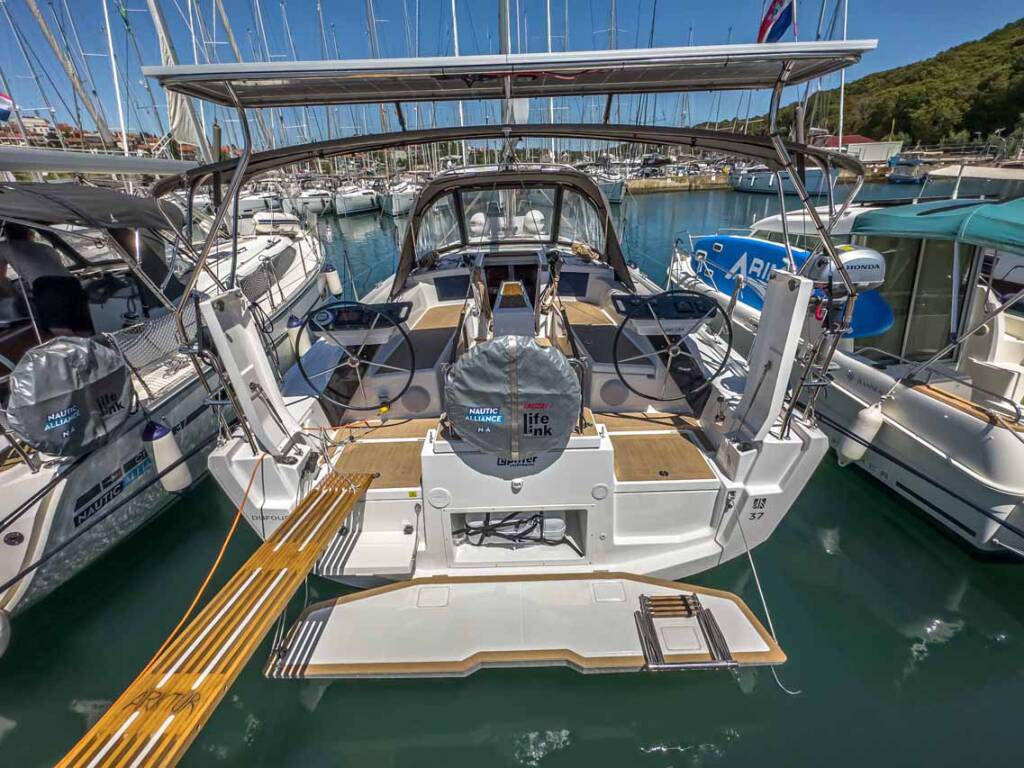 Segelyachten Dufour 37 Arktur