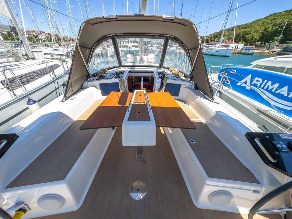 Segelyachten Dufour 37 Arktur