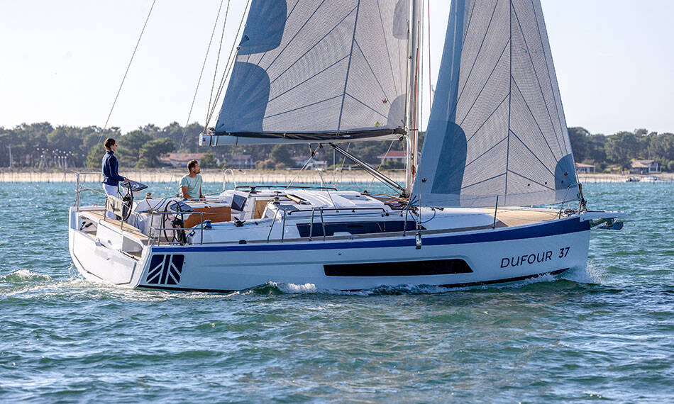Segelyachten Dufour 37 La Linea