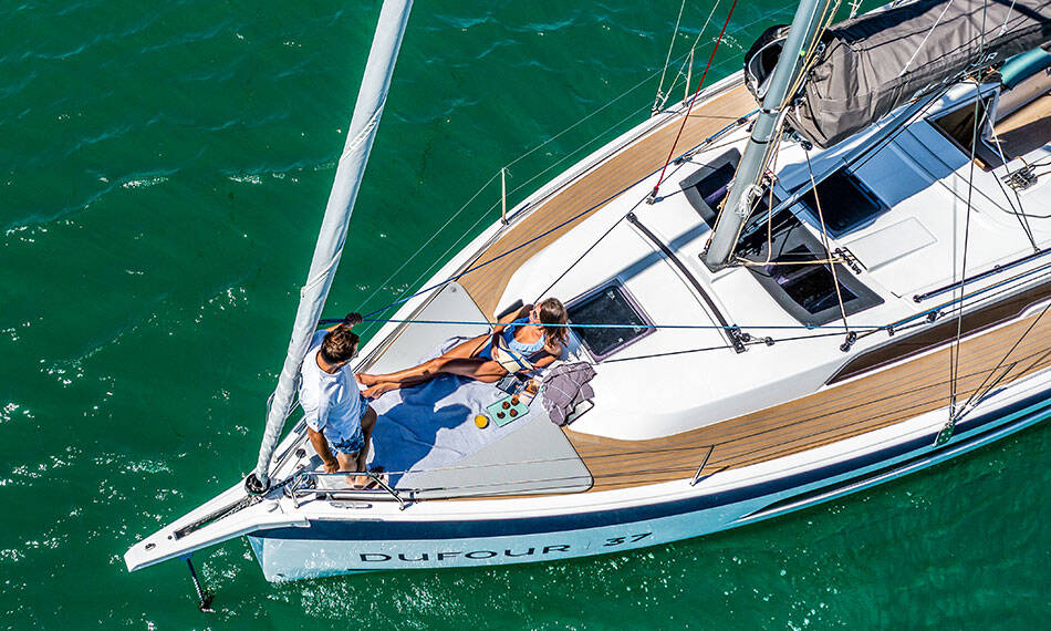 Segelyachten Dufour 37 La Linea
