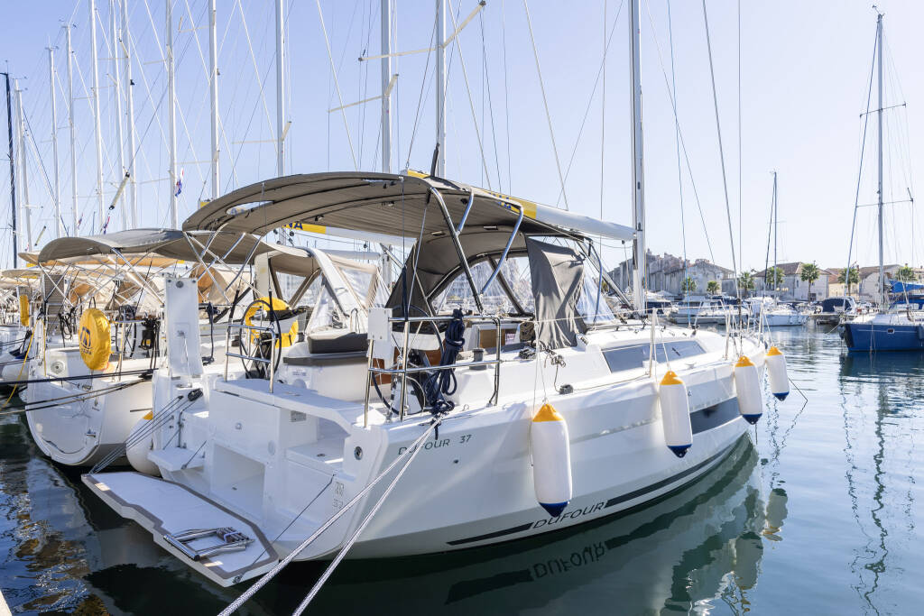 Segelyachten Dufour 37 Nessie