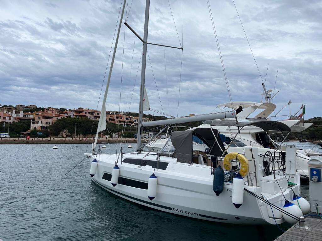 Segelyachten Dufour 37 Alma