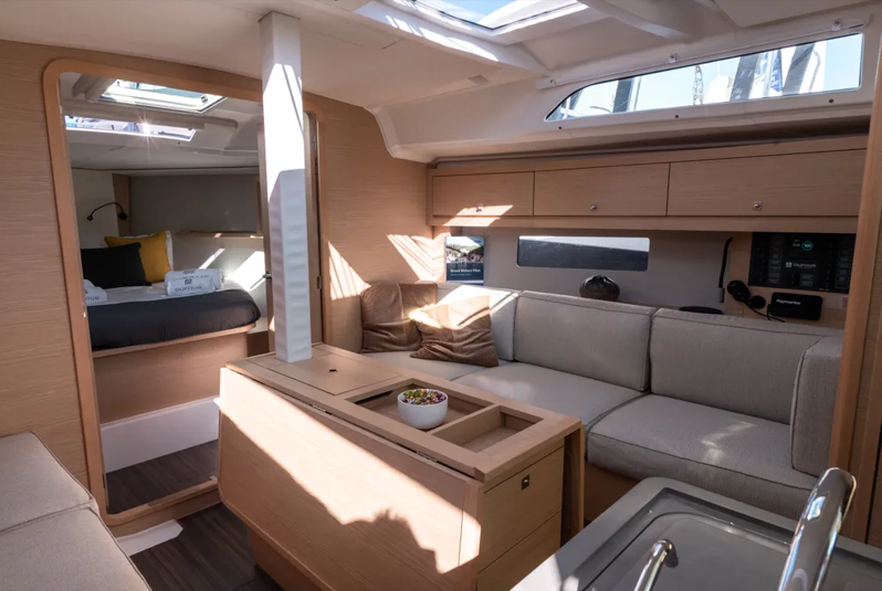 Sailing yacht Dufour 37 Alma
