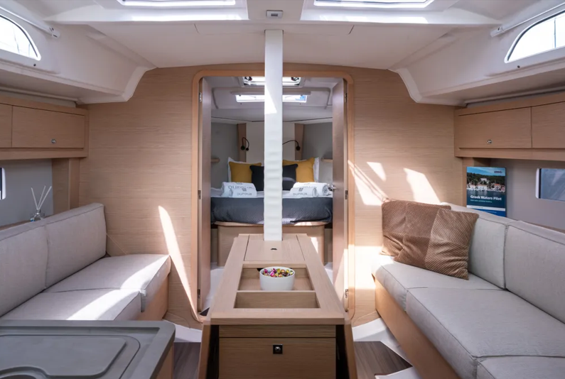 Sailing yacht Dufour 37 Alma