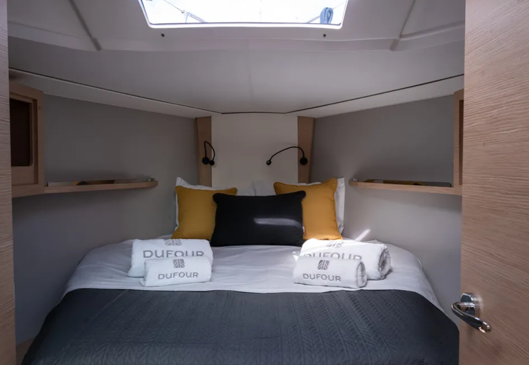 Sailing yacht Dufour 37 Alma