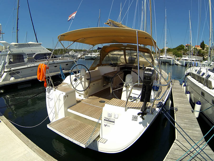 Segelyachten Dufour 375 GL China Girl