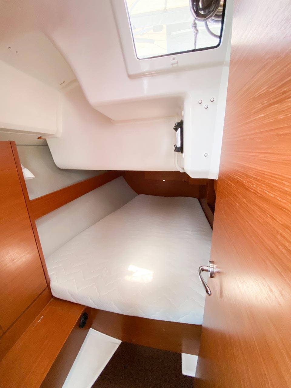 Sailing yacht Dufour 382 GL Barka