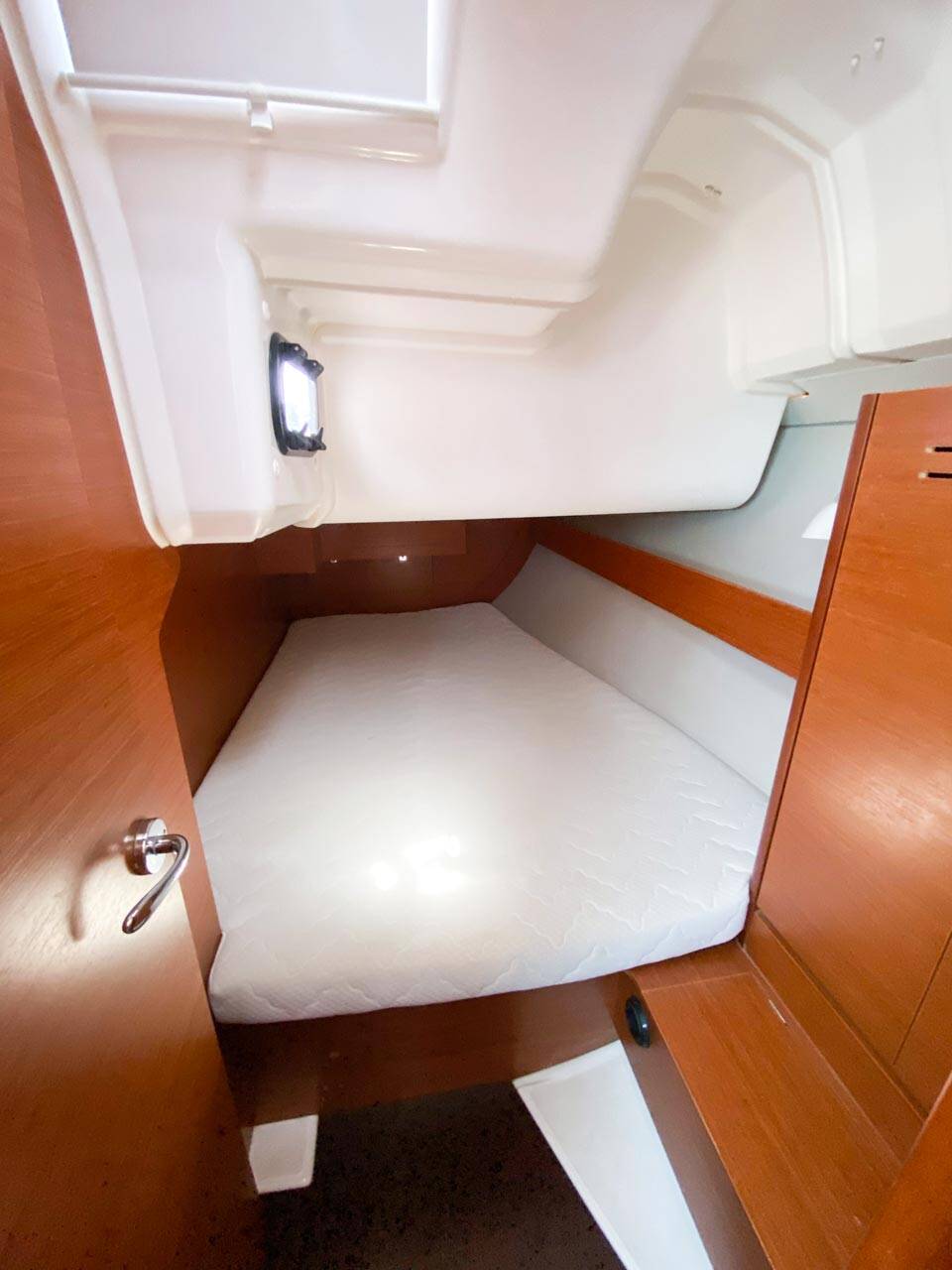 Sailing yacht Dufour 382 GL Barka