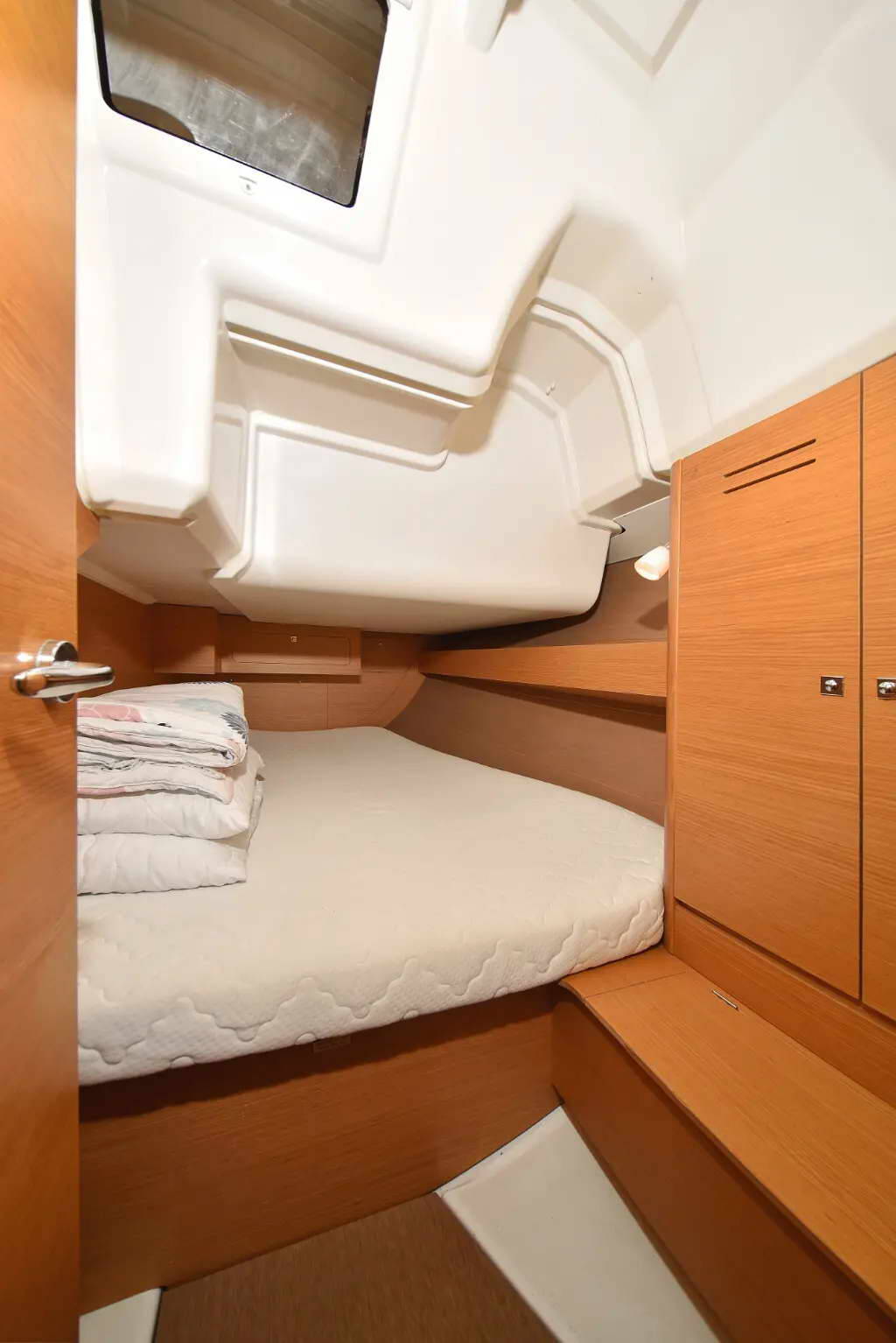 Sailing yacht Dufour 382 GL Sunset