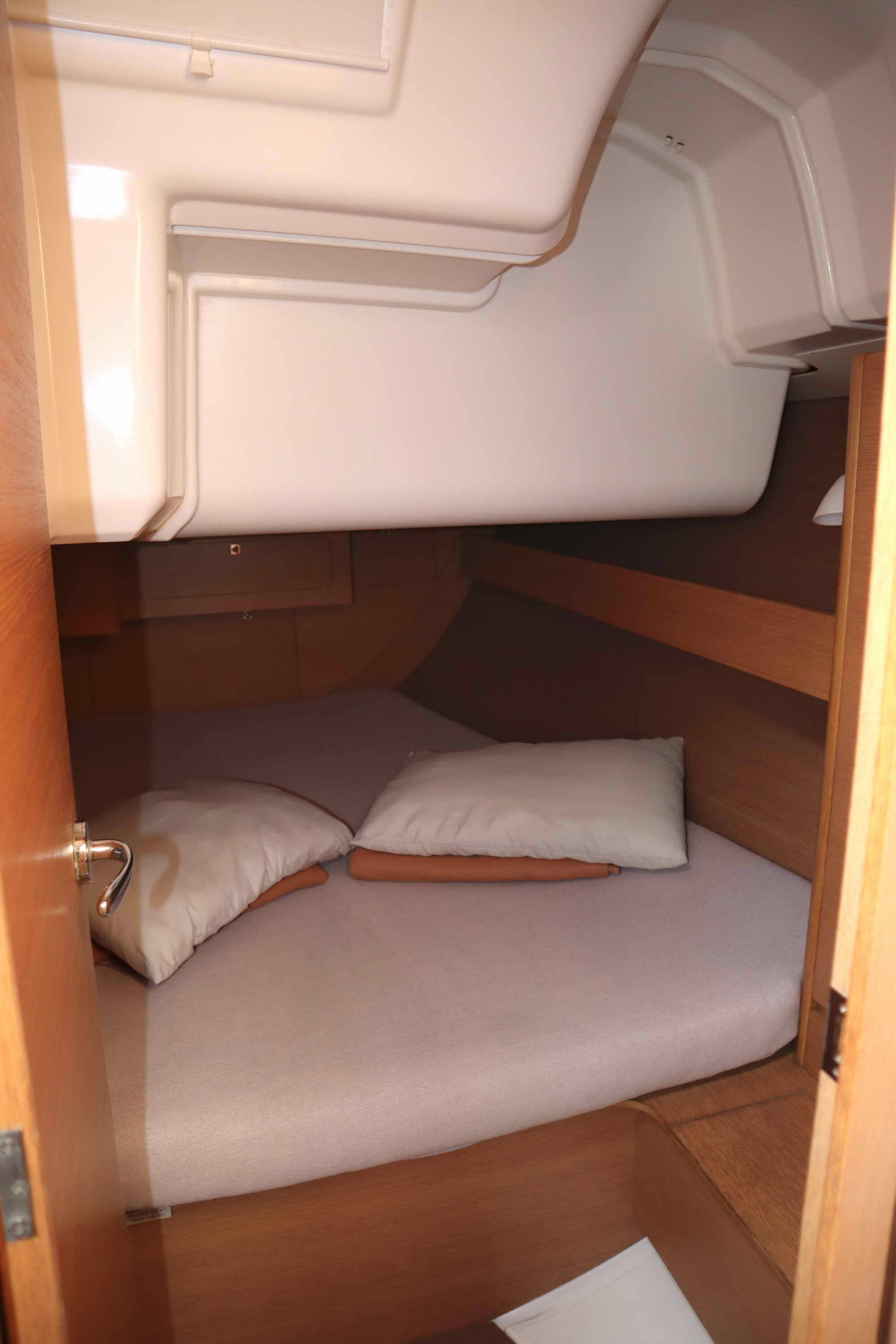 Sailing yacht Dufour 382 GL Prince Folegandros