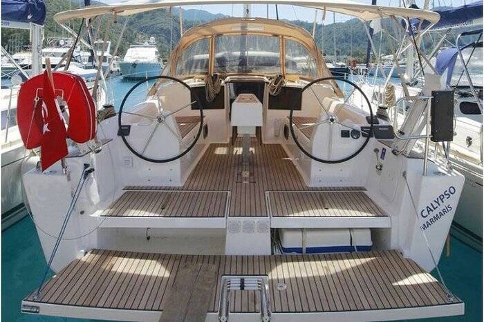 Sailing yacht Dufour 382 GL Calypso