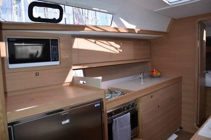 Sailing yacht Dufour 382 GL Calypso