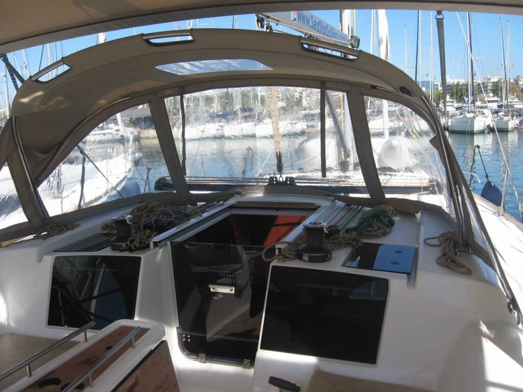 Segelyachten Dufour 382 GL Delta