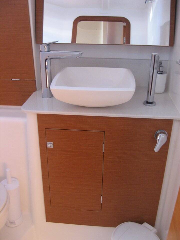 Segelyachten Dufour 382 GL Delta