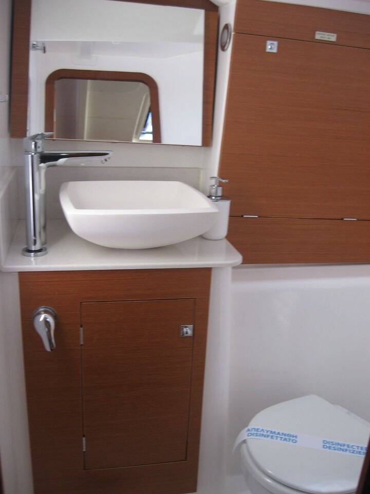 Segelyachten Dufour 382 GL Delta