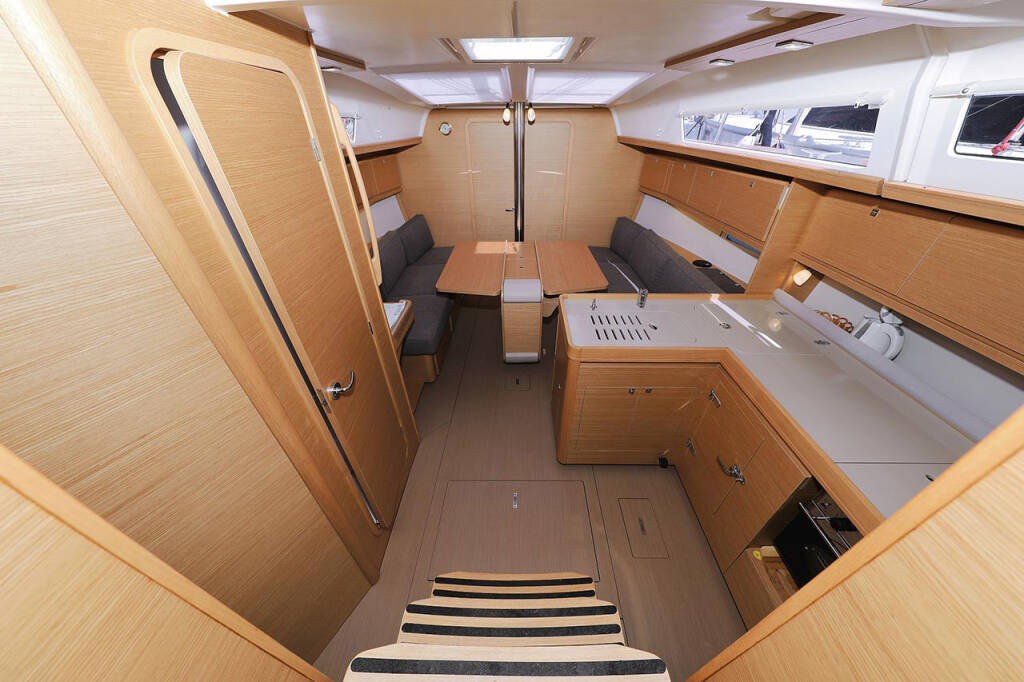 Segelyachten Dufour 382 GL Elyra