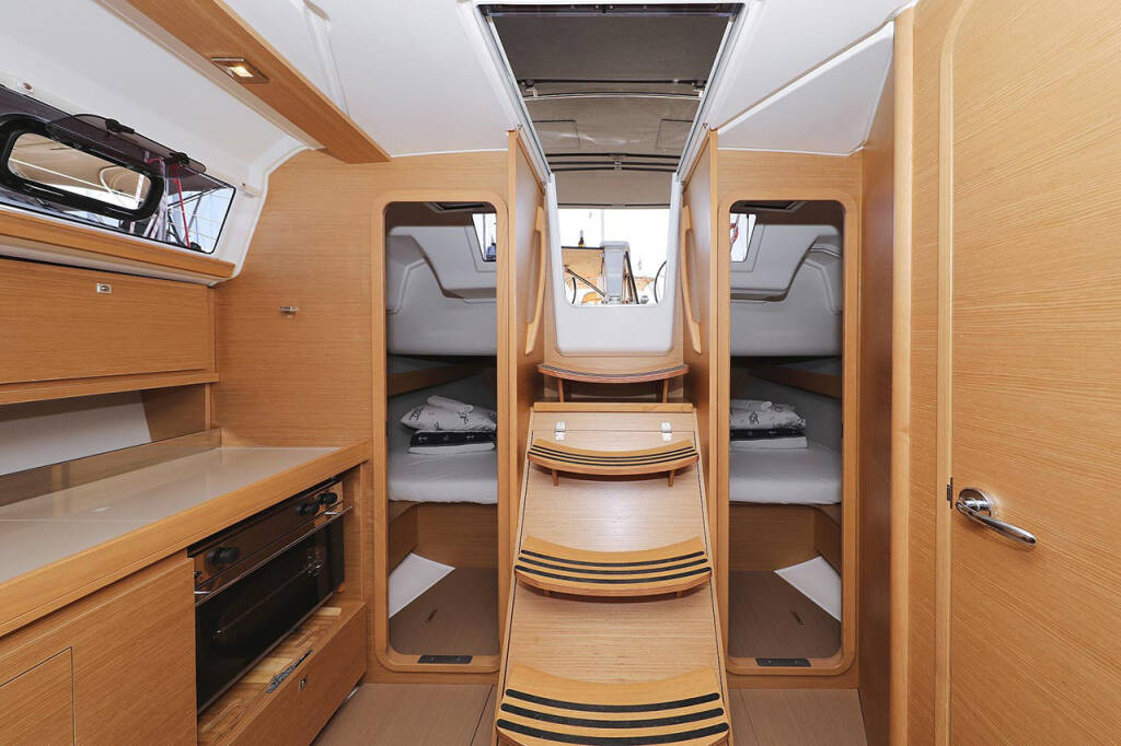 Segelyachten Dufour 382 GL Elyra
