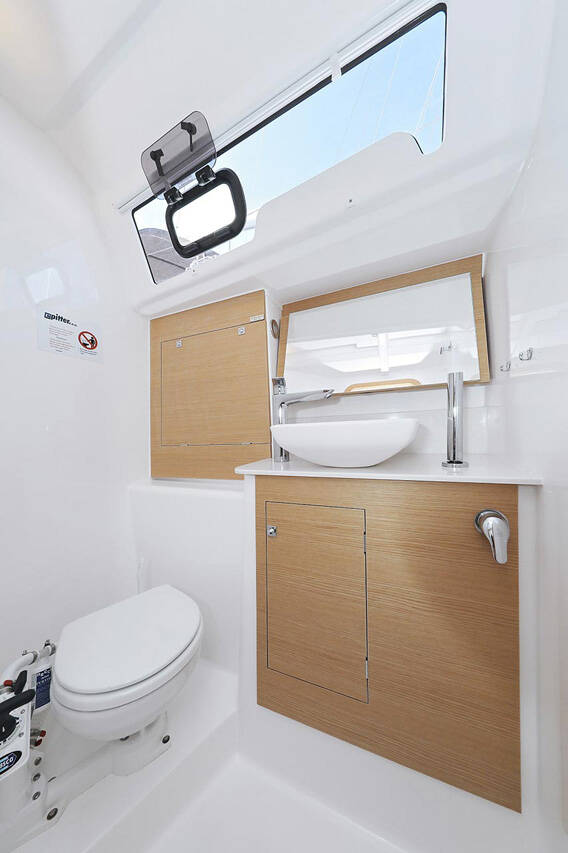 Segelyachten Dufour 382 GL Elyra