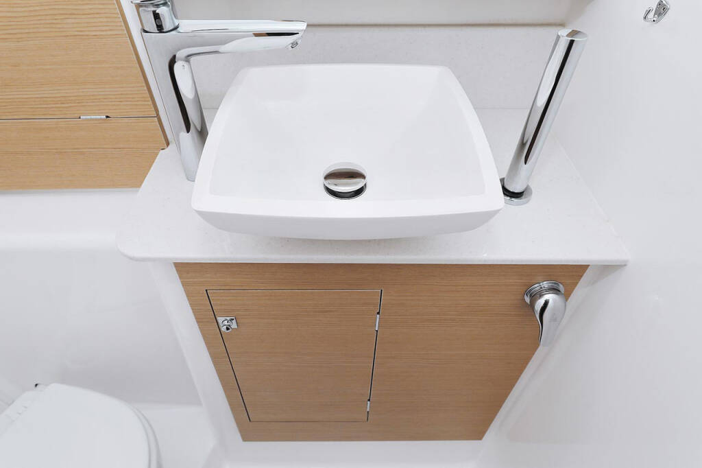 Segelyachten Dufour 382 GL Elyra