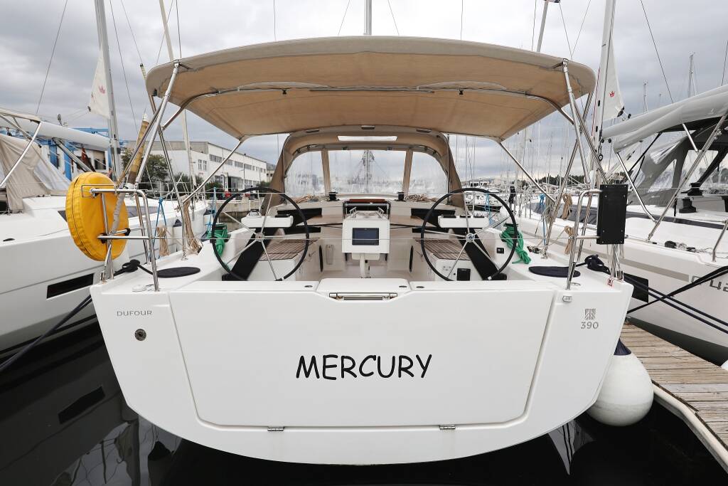 Segelyachten Dufour 390 GL Mercury
