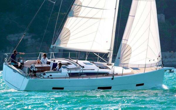 Dufour 390 GL Barone Marina Mandalina, Sibenik