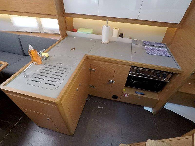 Segelyachten Dufour 390 GL Barone